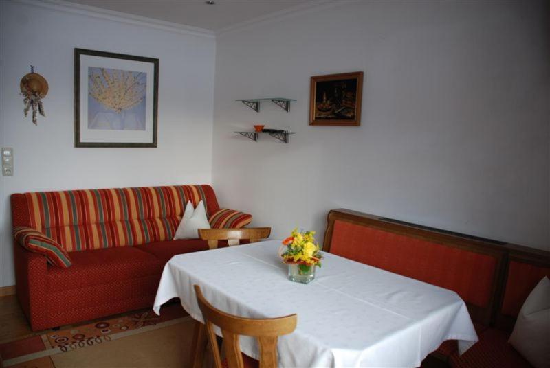 Gertrude Eder Apartamento